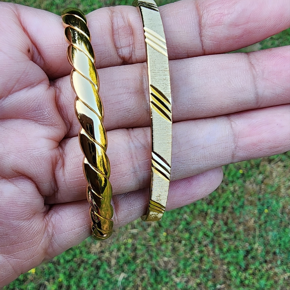 Monet Bangle Bracelets - Picture 4 of 5
